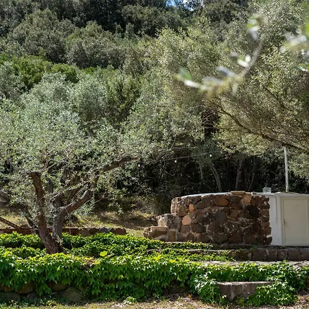 Casa Manorgai Due بيت للعطل *